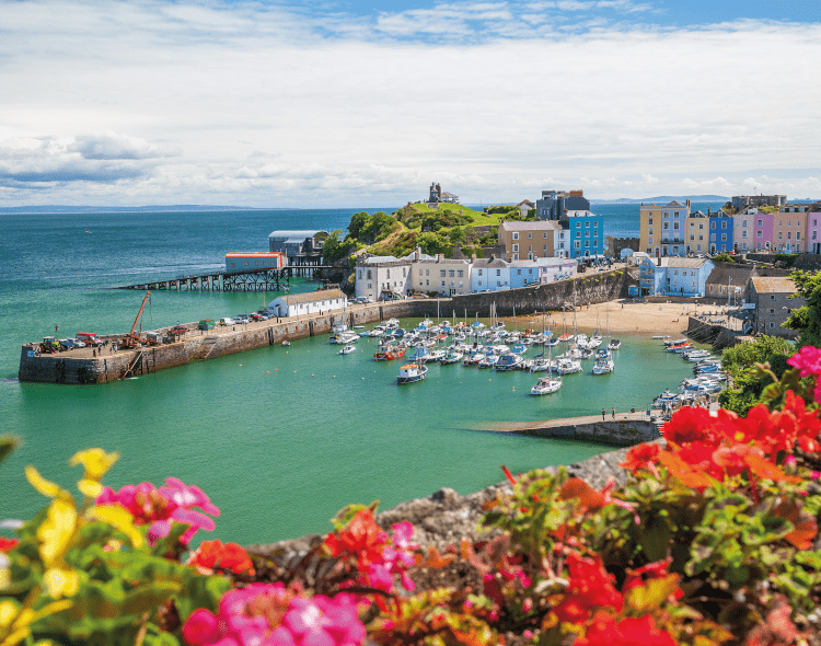 holidays to tenby